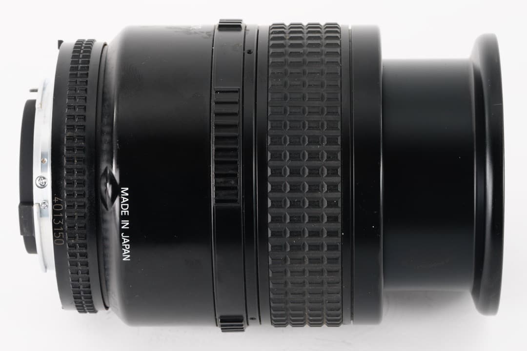 フード付き AF Ai Micor-Nikkor 60mm F2.8D 150