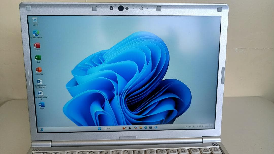 ノートパソコン Panasonic CF-SV第10世代 Core i5 SSD