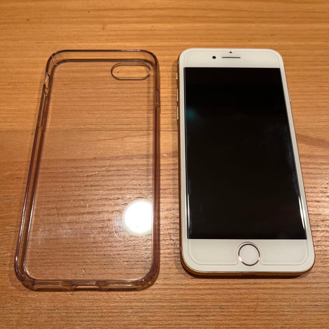 iPhone8 ゴールド