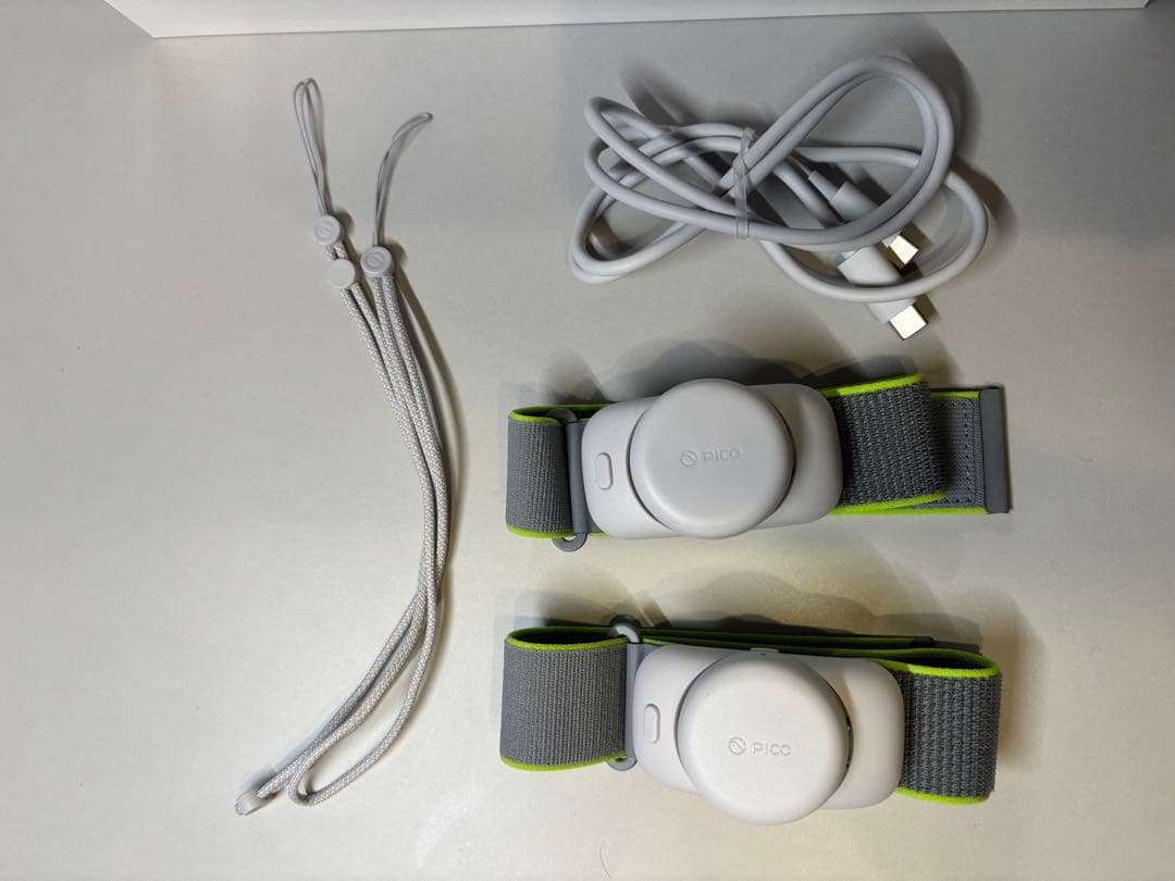 PICO4 ultra 本体＋motion tracker足用・腰用