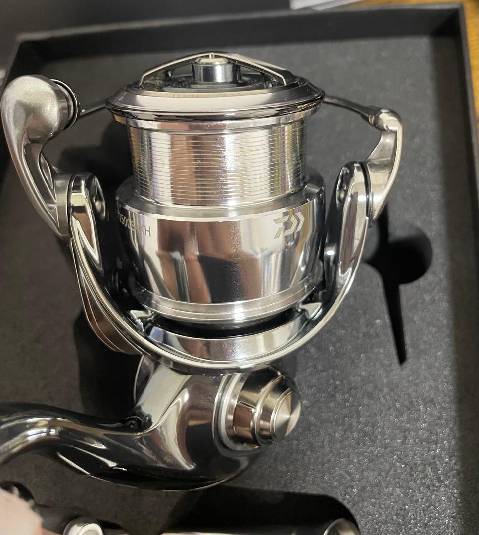 ダイワ 22 イグジスト　LT2500S-XH