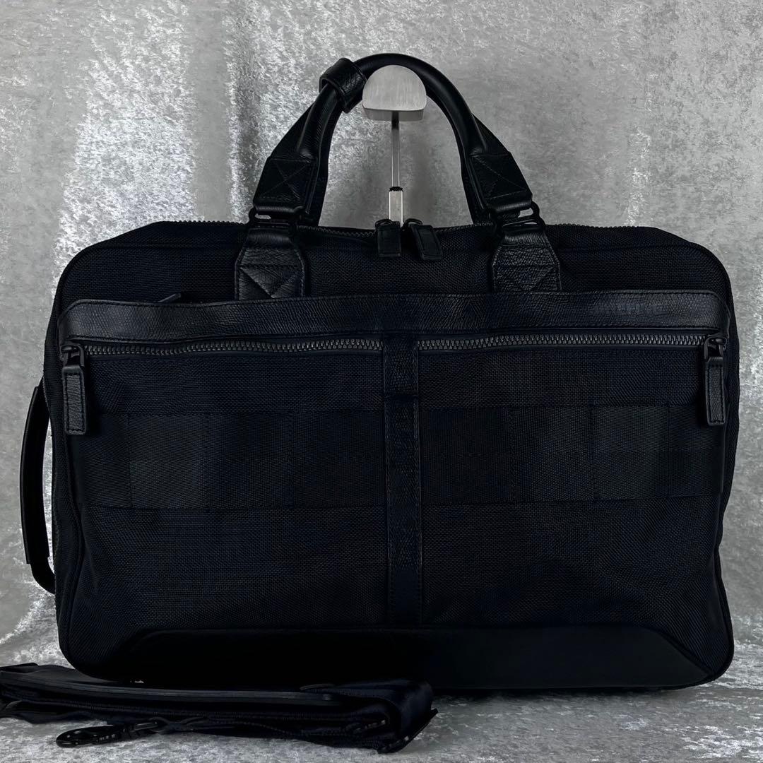 現行 美品 ブリーフィング フュージョン トリニティライナー ブラック 出張