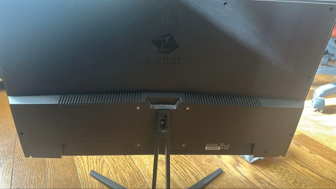 Z-EDGE 27インチ IPSゲーミングモニター UG27PJ 240hz
