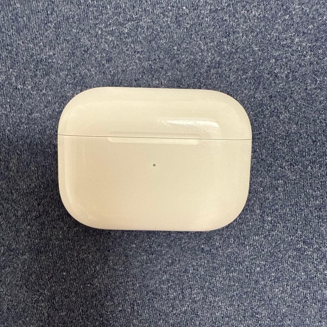 AirPods Pro第二世代本体＋充電ケース（TYPE C）付き