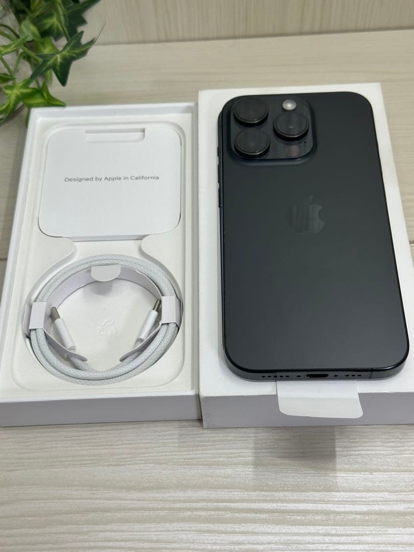 ✅✨新品同様✨ iPhone 15 Pro 128GB ⭐️❣️国内版SIMフリー