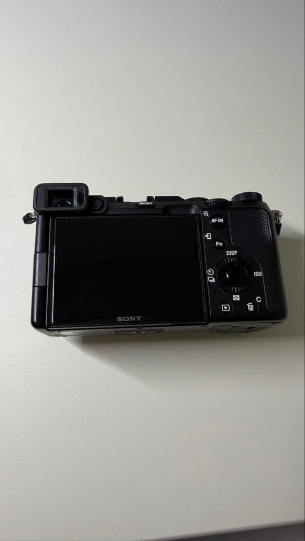 ［セット］美品Sony α7C ズームレンズキット +純正シューティンググリップ