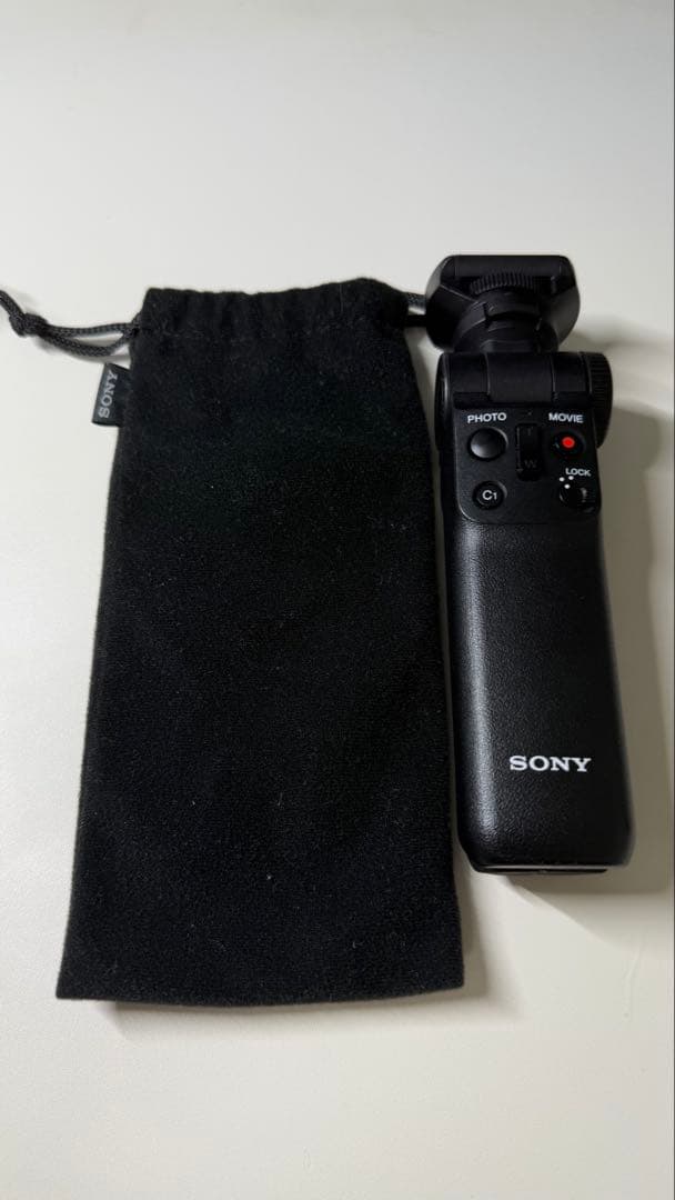 ［セット］美品Sony α7C ズームレンズキット +純正シューティンググリップ