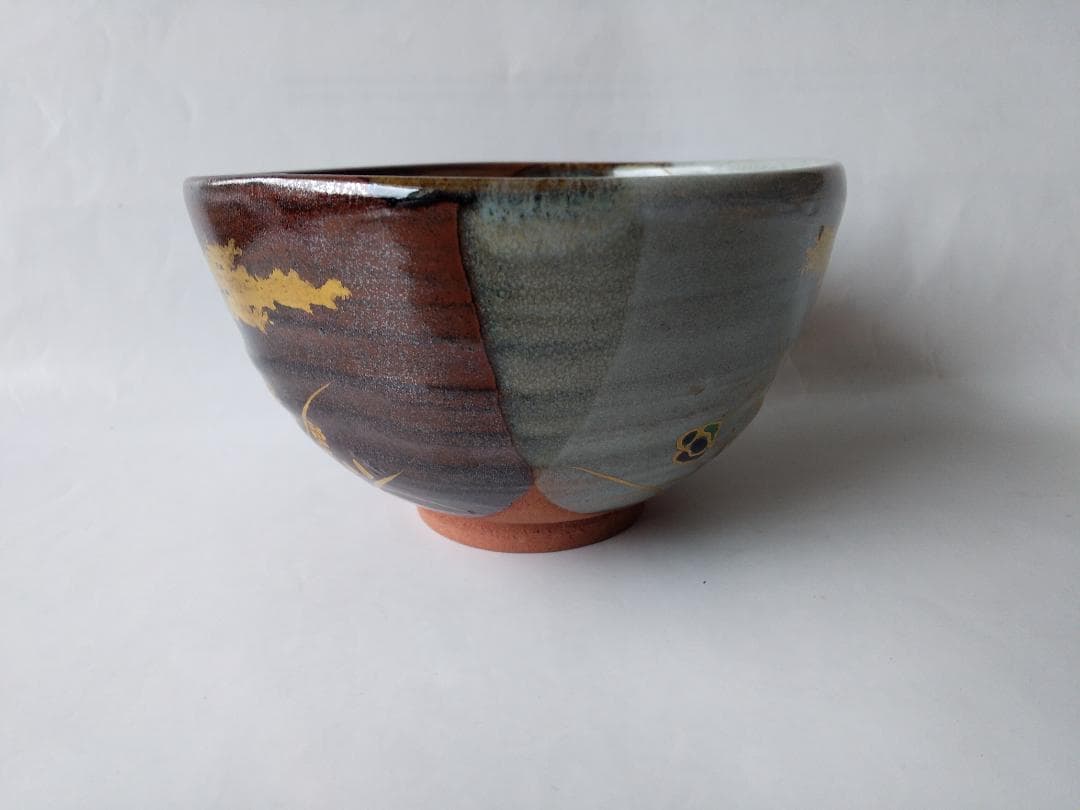 京焼 宮川香せつ 造 春の野 茶碗 共箱 金彩 茶道具 茶器 抹茶碗 新品 です