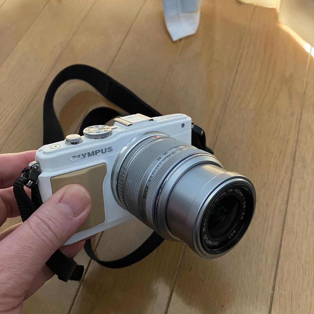 【中古】OLYMPUS PEN Lite E-PL5 ホワイト