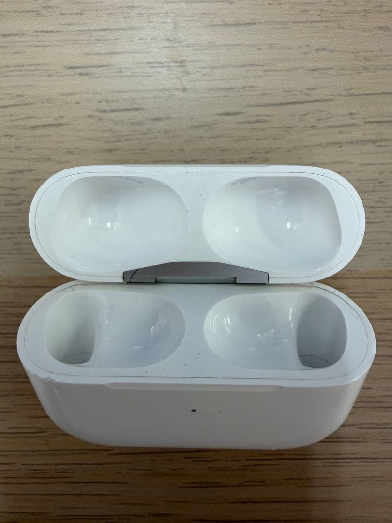U*G様 AirPods Pro 2 第2世代