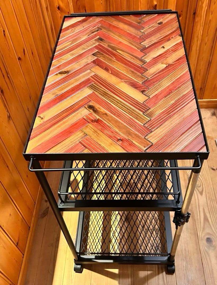 キッチンワゴン　ヘリンボーン　高さ調整可能　什器　ガレージ収納　アイアンラック