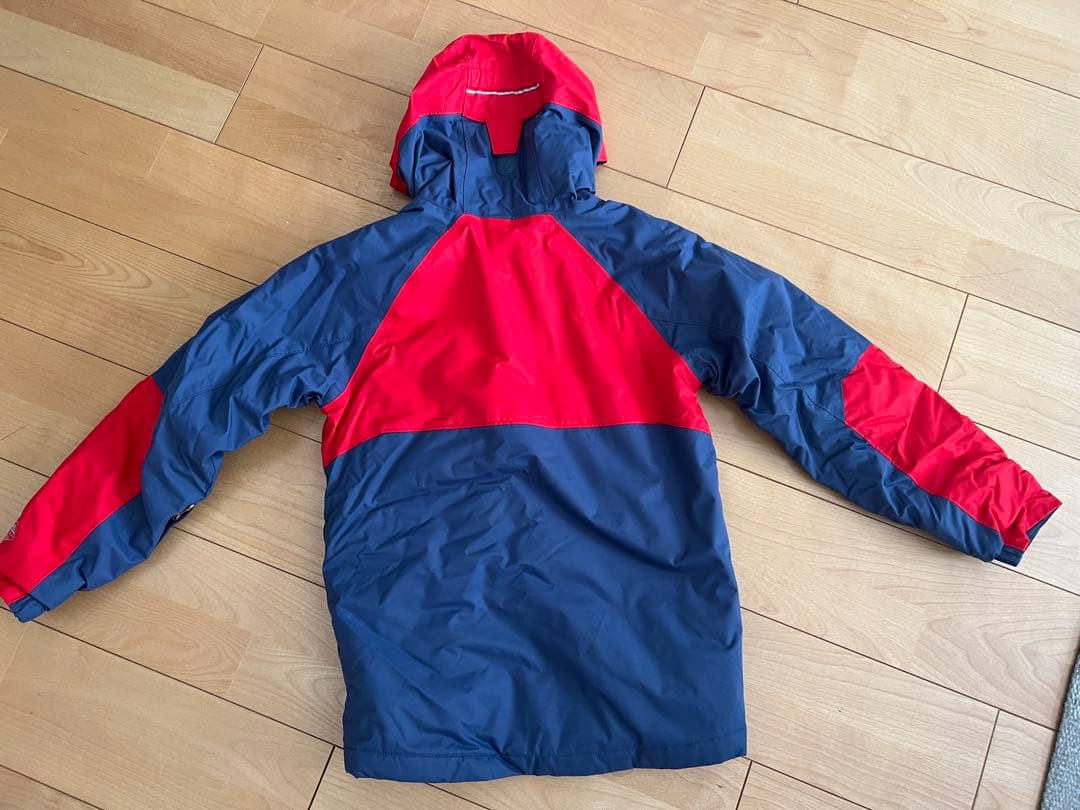 コロンビア　スノーウェア 140センチ