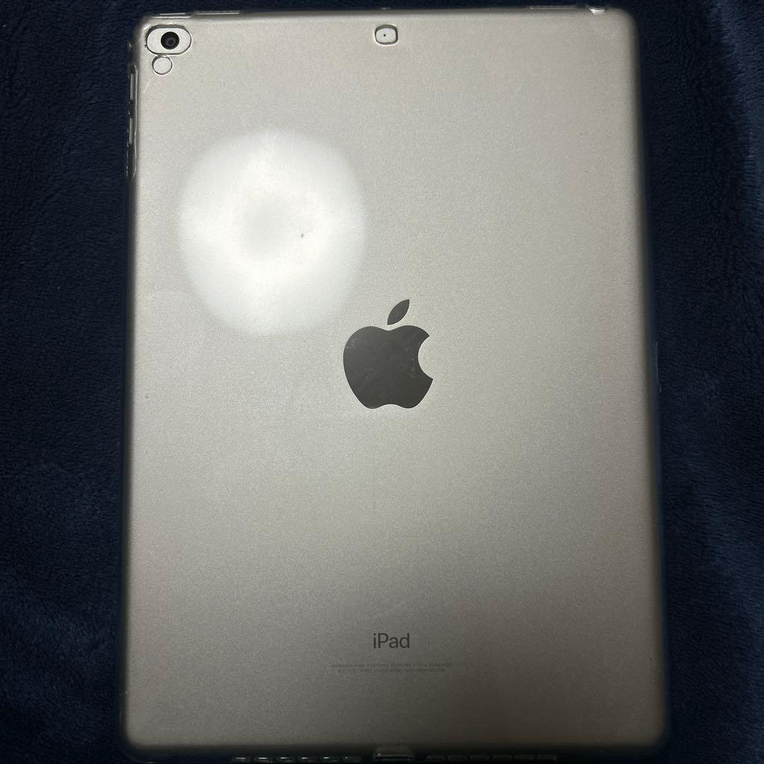 し*ち様 iPad 第6世代