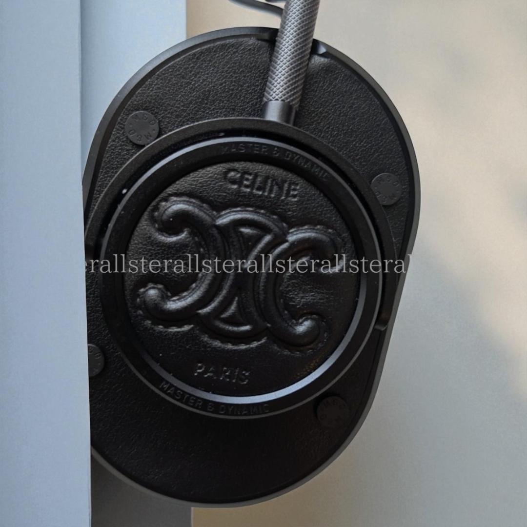 新品 未使用 レア セリーヌ ヘッドフォン 入手困難 ブラック