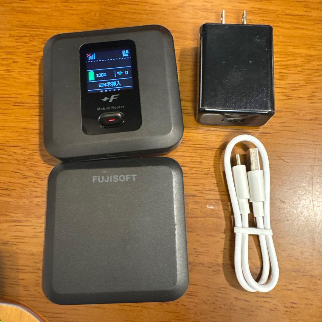 FUJISOFT FS040Wモバイルルーター