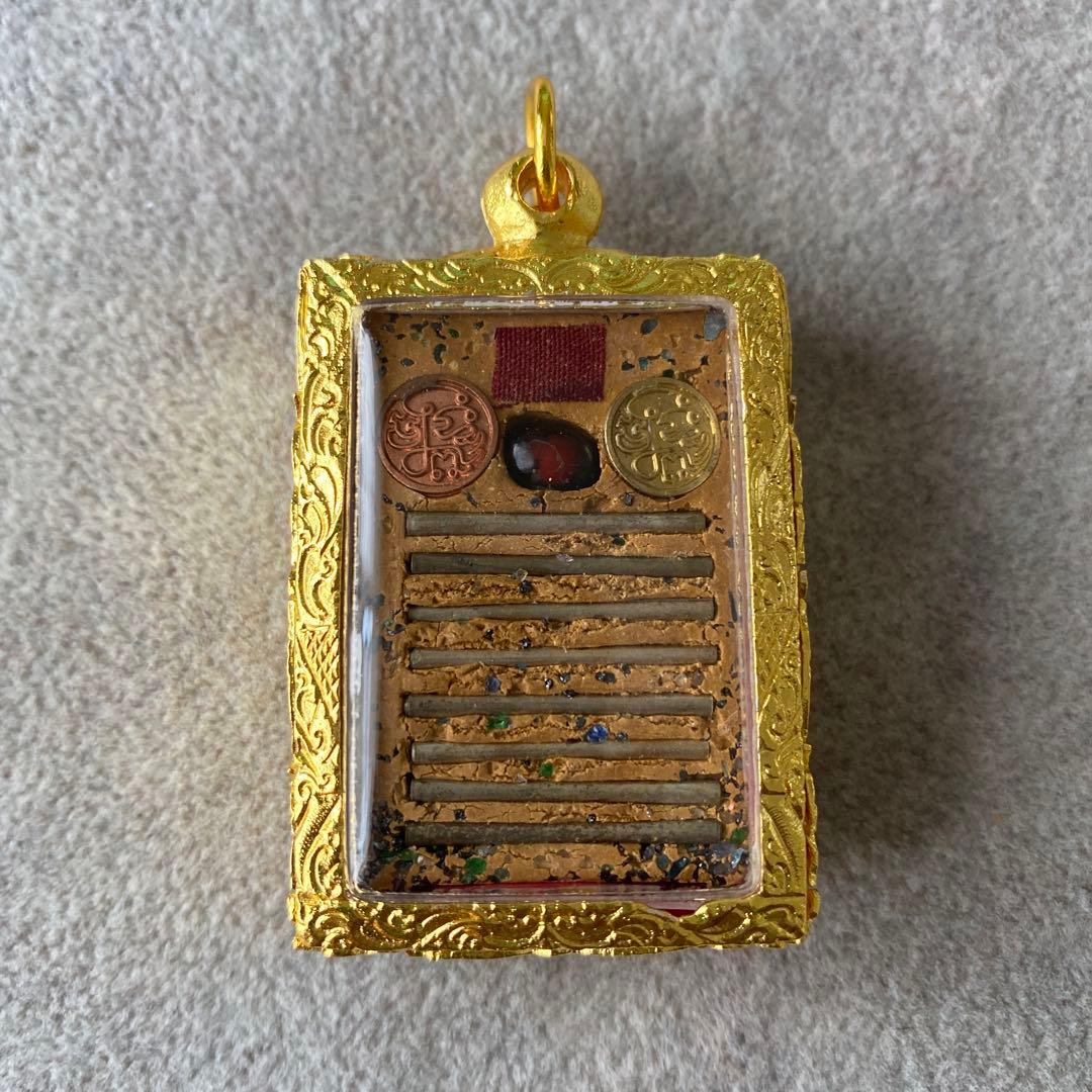 プラクルアン 猫のミルク ヌードーノムメーウ 超レア 愛 恋愛 御守り