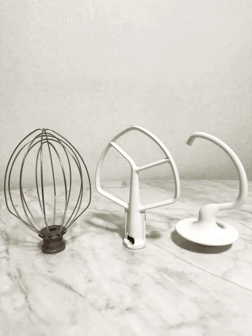 ほぼ未使用大セール美品　KitchenAid スタンドミキサー　KSM5