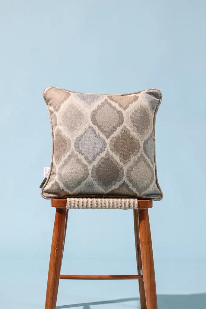 幾何学模様 ベージュ系 クッションカバー 45cm 新品