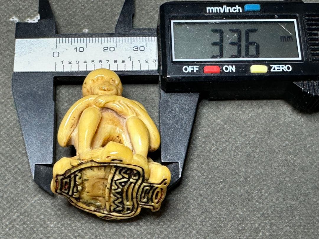 極上　根付　印鑑　天然素材　アンティーク　和彫　置物　骨董　飾り物　古美術品