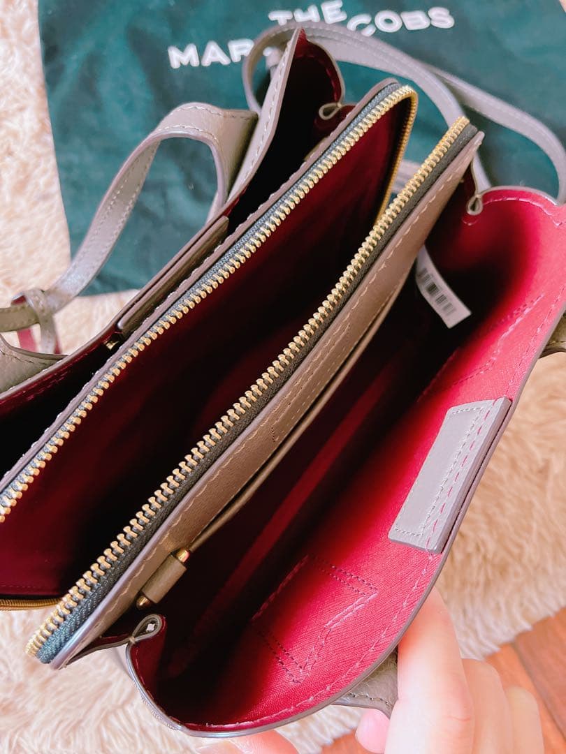美品　MARC JACOBS グレー ハンドバッグ