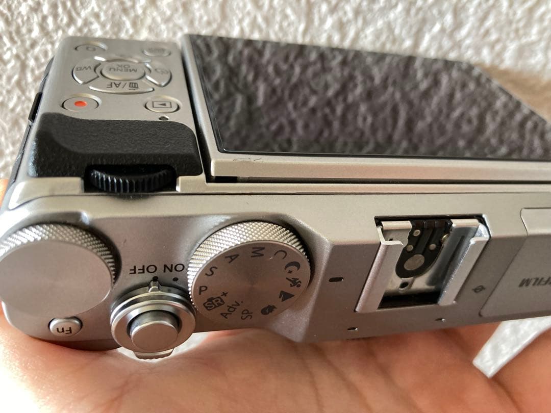 【動作確認済み】Fujifilm X-A3【一眼レフ】