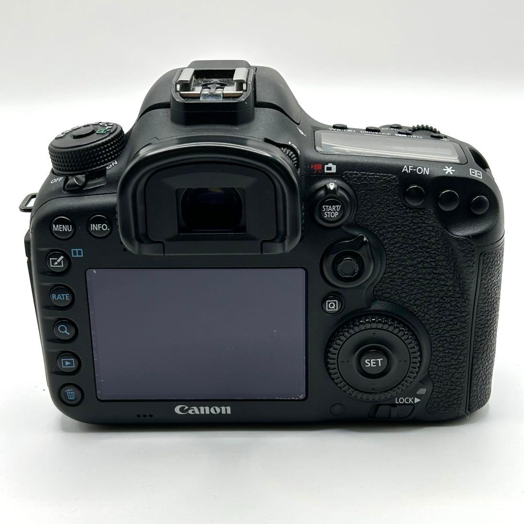 【最終値下げ】 Canon キャノン EOS 7D Mark II 付属品多数