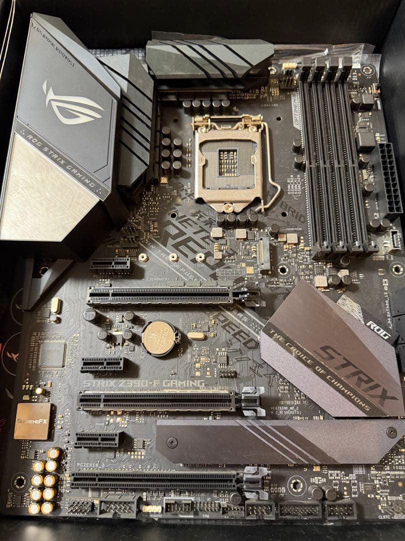 ROG STRIX Z390-F GAMING マザーボード