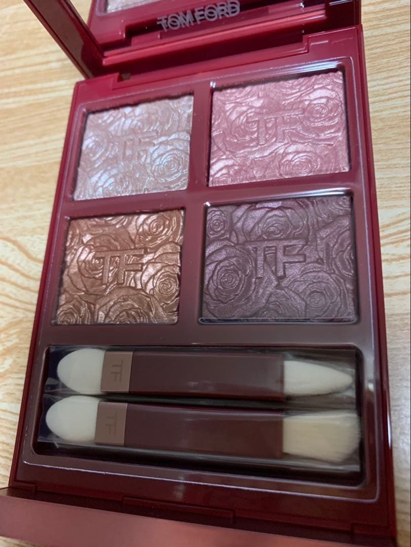 TOM FORD アイカラークォード 01RE ローズエクスポーズド