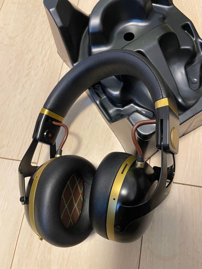 VH-Q1 ブラック ワイヤレスヘッドホン