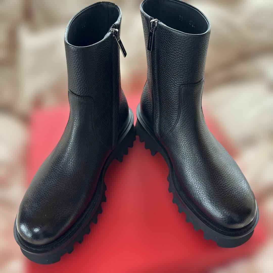 【1/26.27のみ2万5 千円！】￼フェラガモ厚底ブーツ 約25c m相当