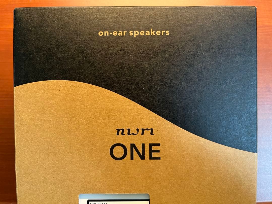 nwm ONE [ファントムグレイ]