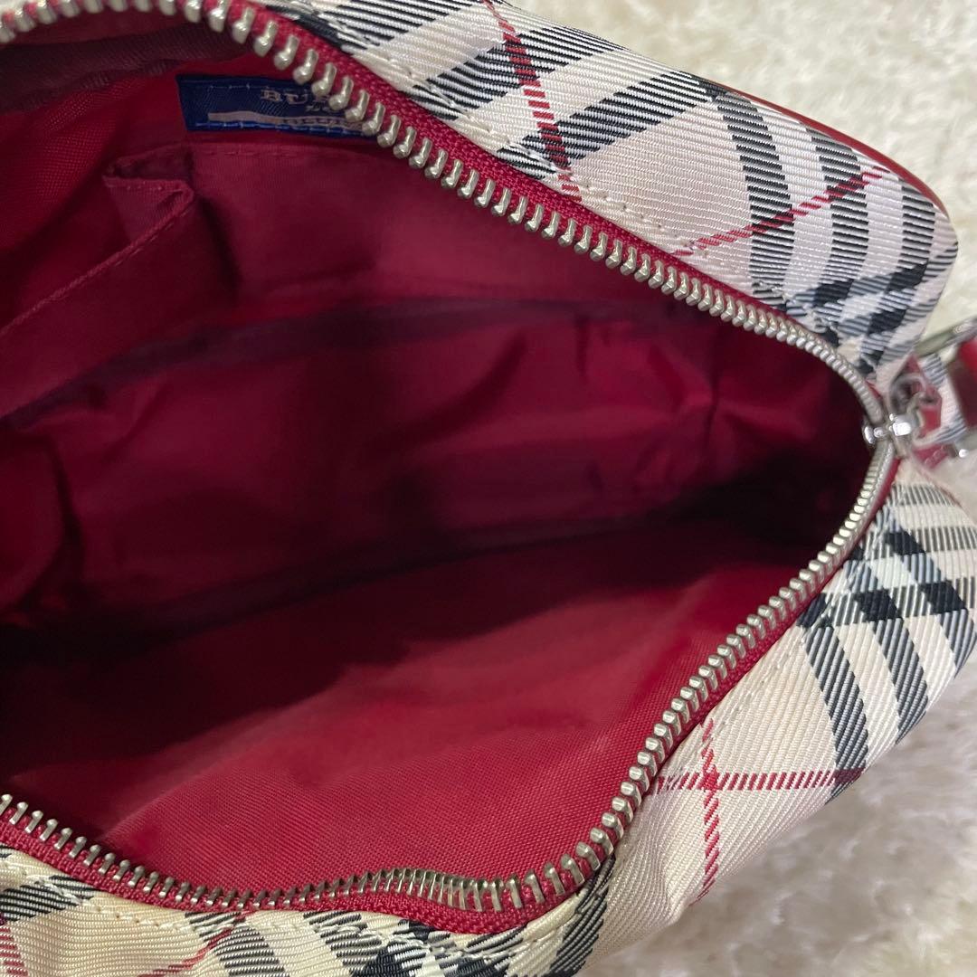 Burberry 牛革を使用したシンプルなデザインのバーバリー ノバチェック