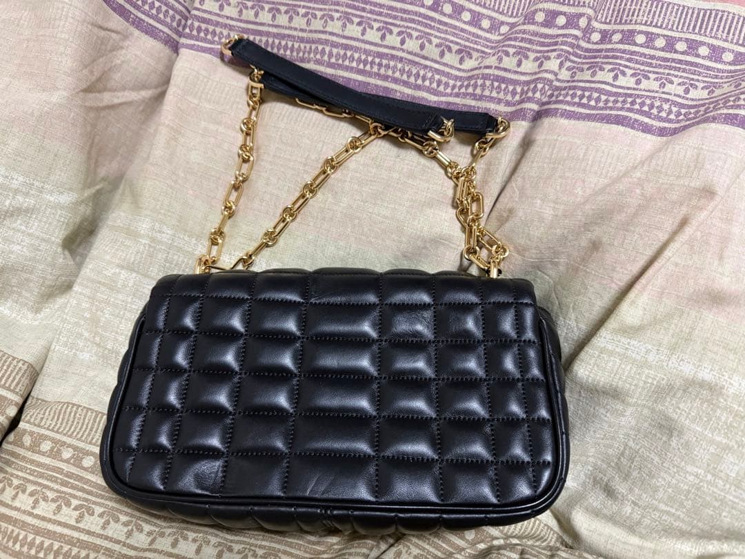 マイケルコース ブラックレザー キルティングショルダーバッグ