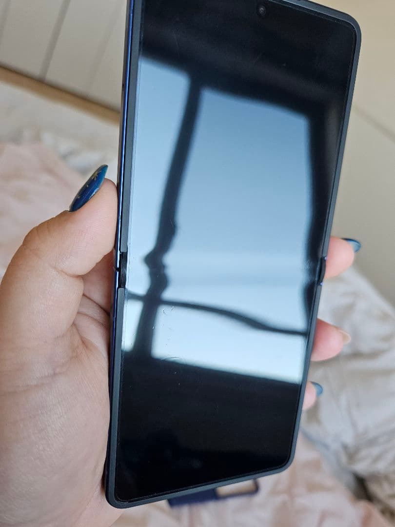 Samsung ZFlip7 256GB ブルー