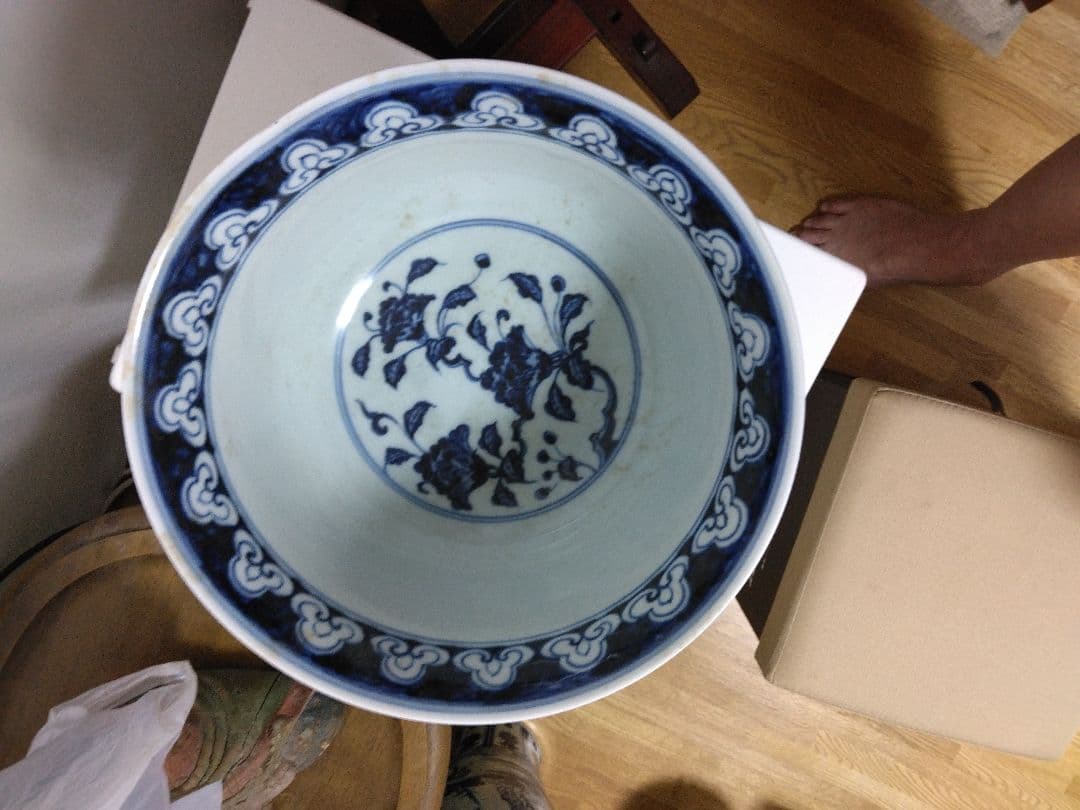 中国美術青花牡丹紋高足碗