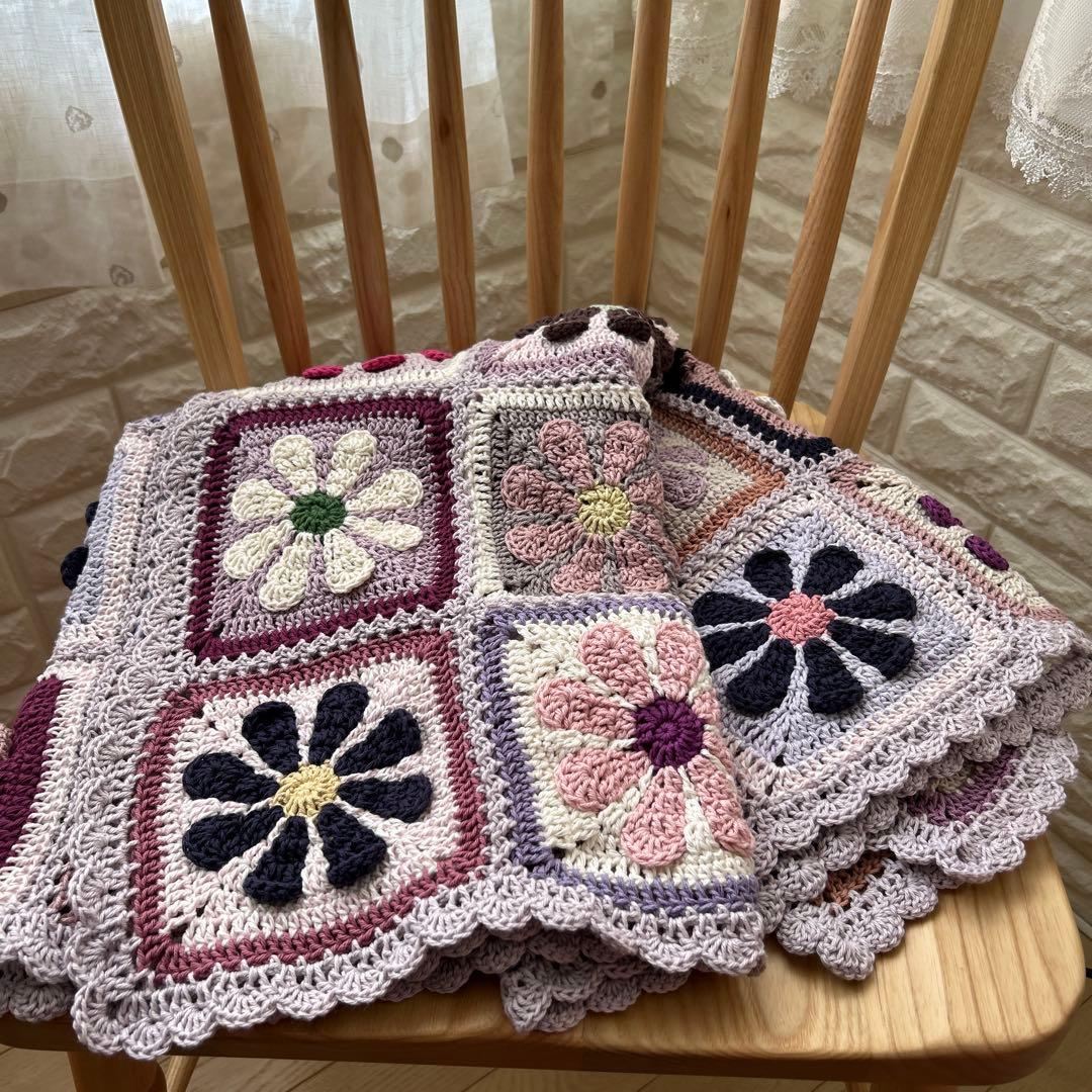 デイジーモチーフ マルチカバー 手編み ブランケット グラニースクエア
