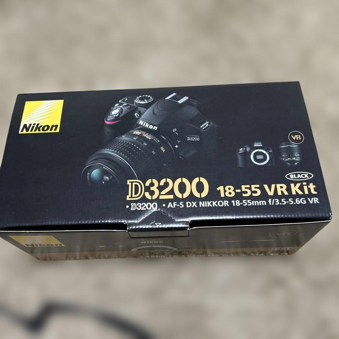 Nikon D3200望遠レンズ付き