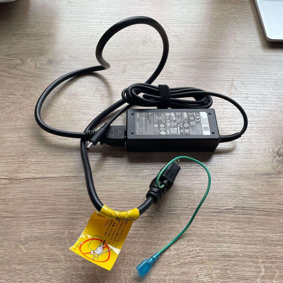 PC Dell 14 DC14250 (充電器付き)