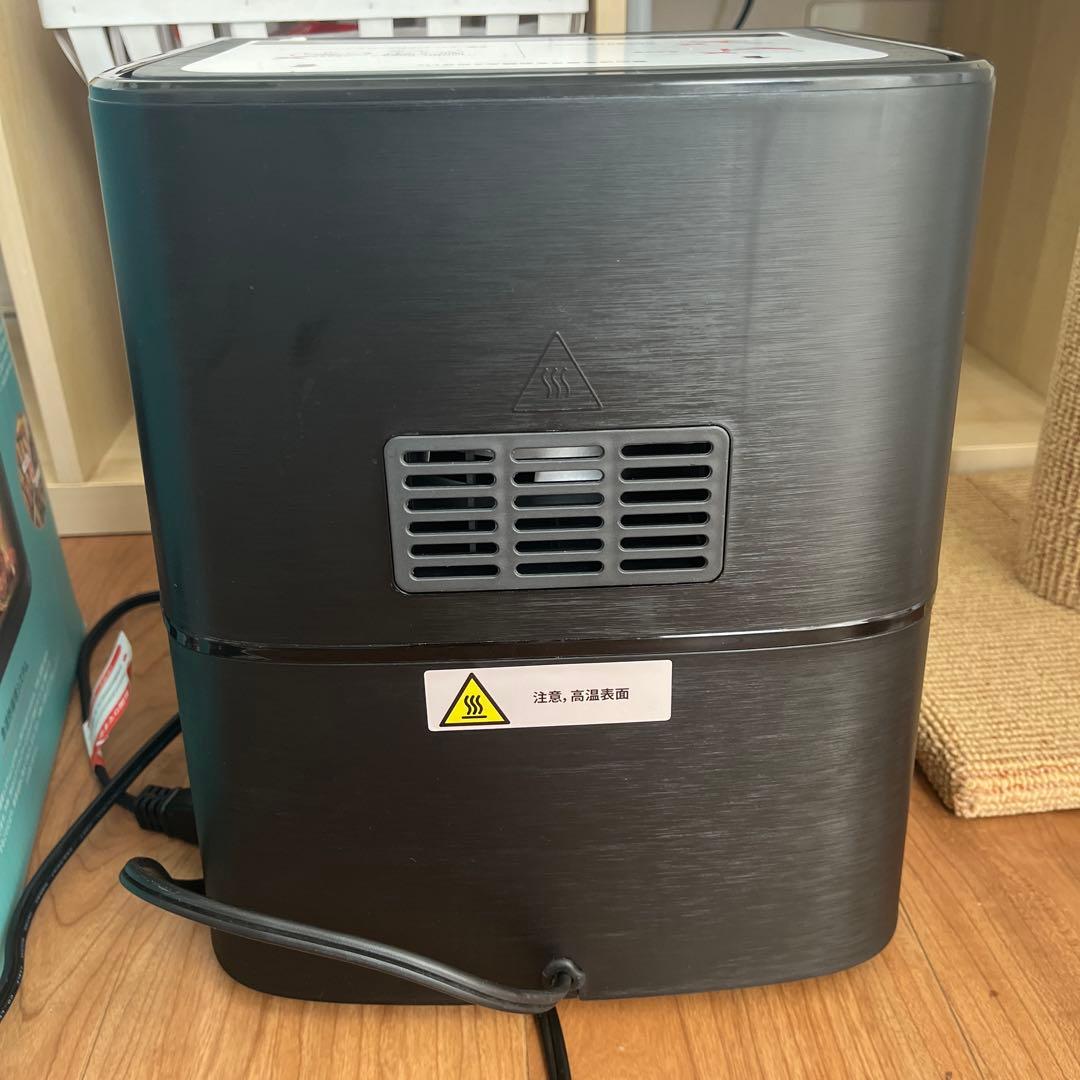 COSORI ノンフライヤー 3.5リットル本体と付属品