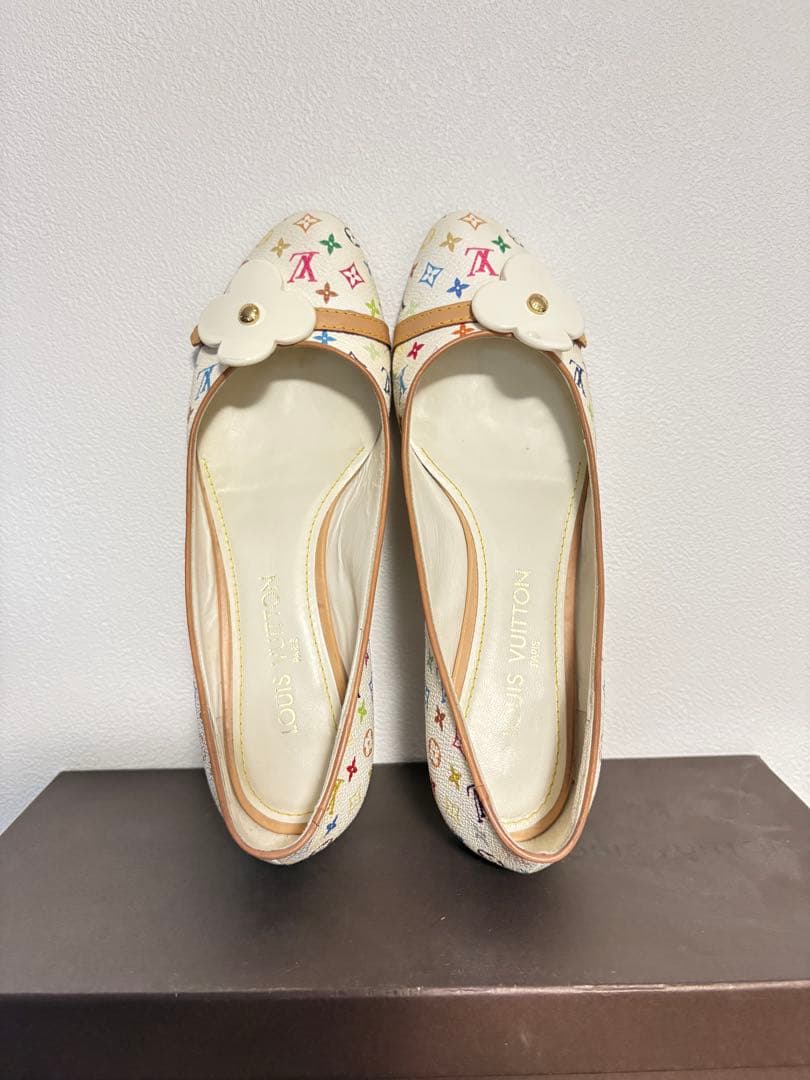 LOUIS VUITTON ★フラットシューズ ホワイト・マルチカラー