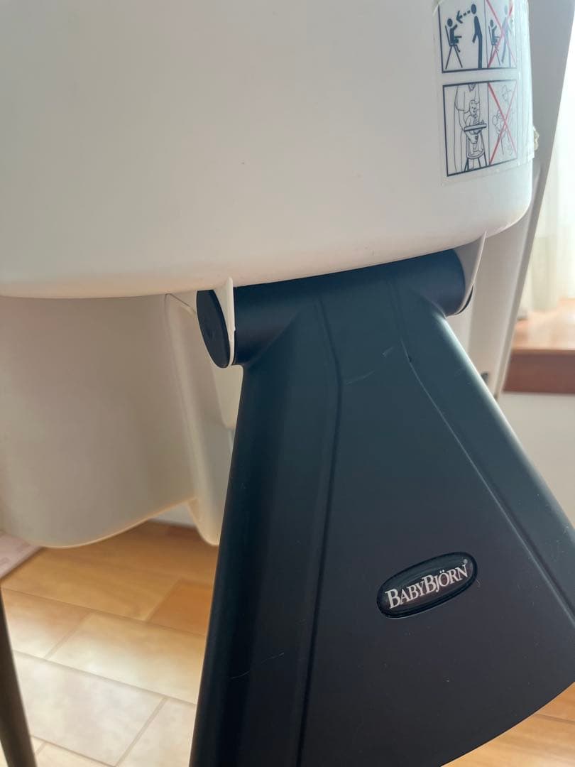 取扱説明書ありBABYBJORN　ベビージョルン　ハイチェア　ベビーチェア