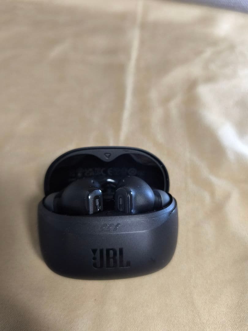 イヤホン JBL TUNE BEAM 2