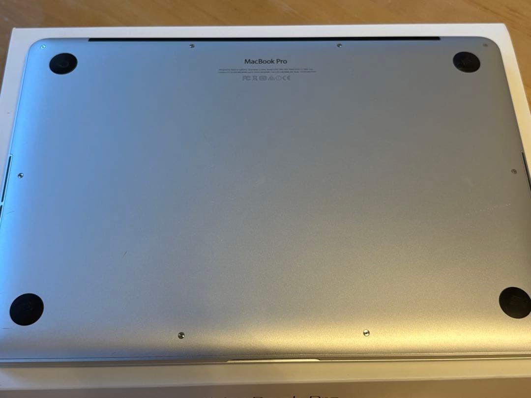 Apple MacBook Pro シルバー 本体