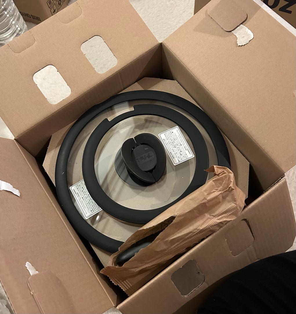 【ほぼ新品(未使用、開封のみ)】T-fal 鍋・フライパン、蓋、取手 6点セット