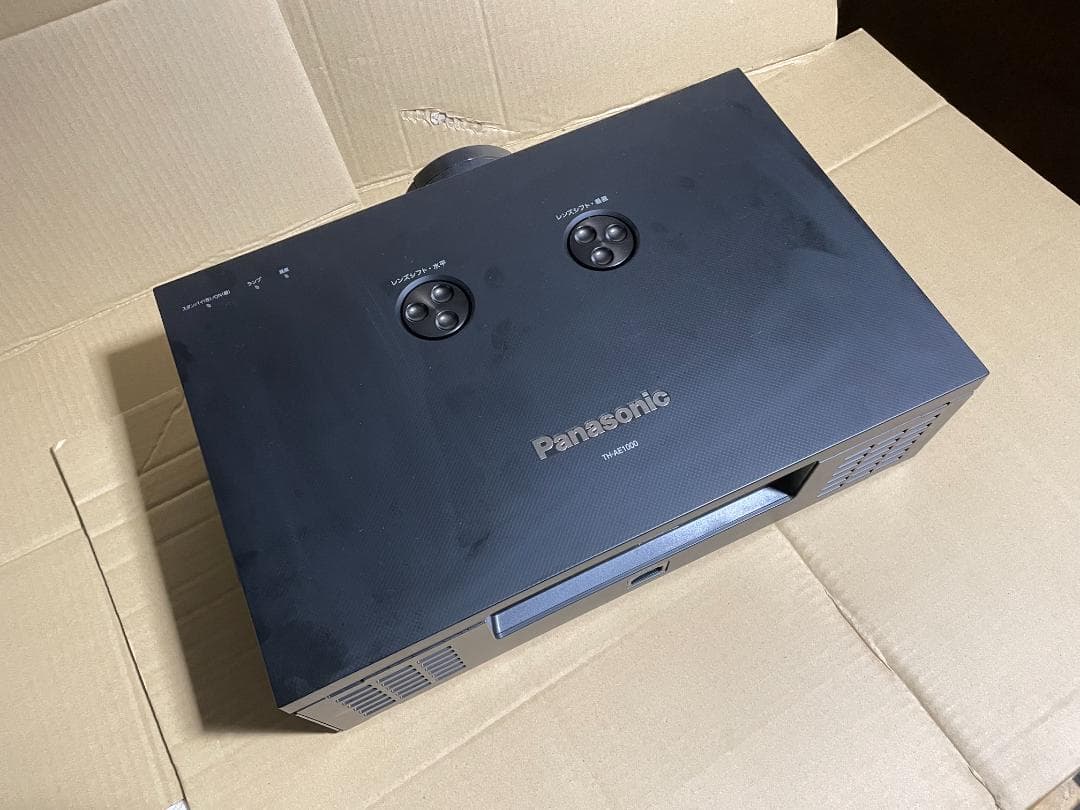 Panasonic 液晶プロジェクター「TH-AE1000」　中古
