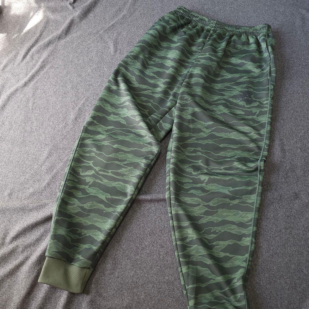 【アディダス】人気ロゴマーク×カモフラ柄総柄 長袖ジャージセットアップ 5L