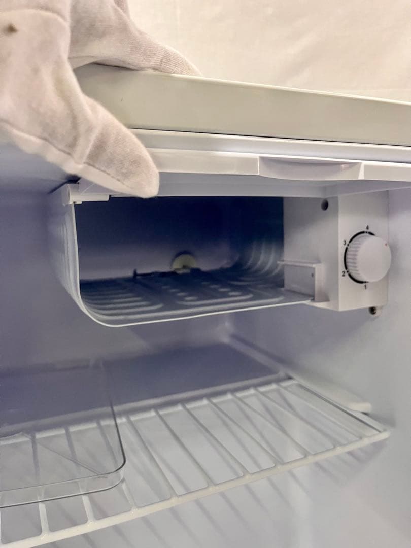 ③【通電確認済み】ELSONIC ノンフロン冷蔵庫 46L 2024年製