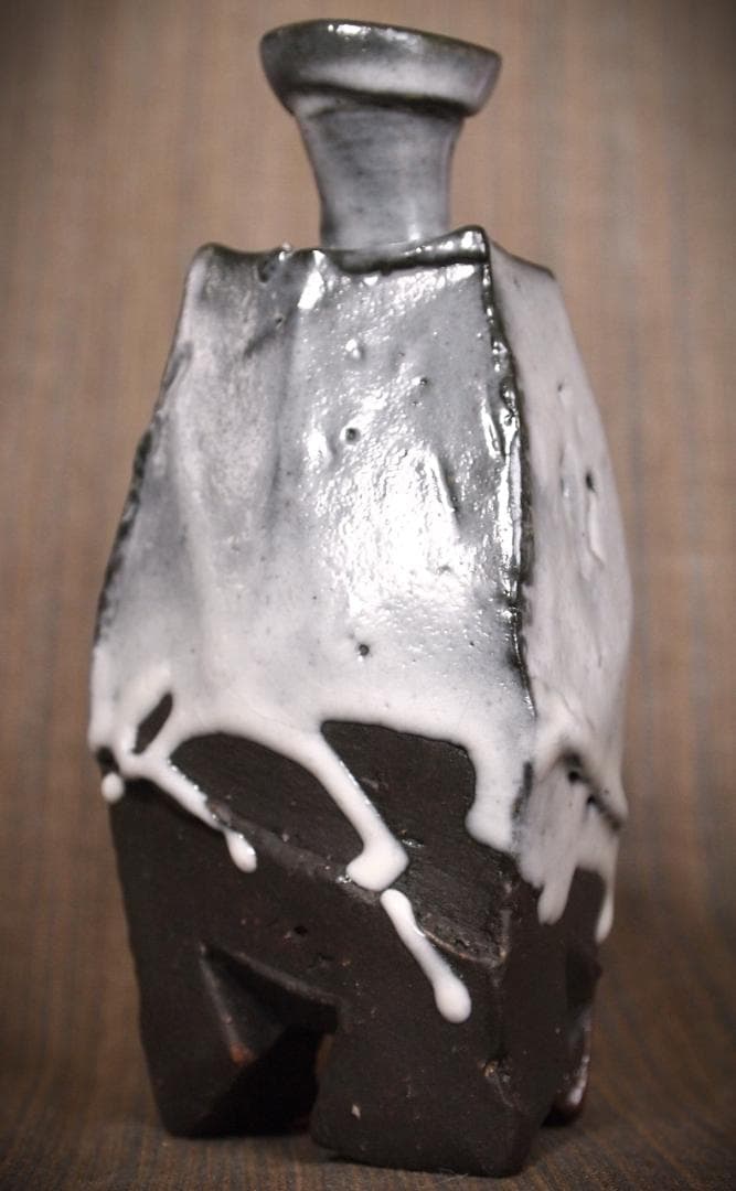 人気作家★隠崎隆一【師：人間国宝　伊勢崎淳】★白釉徳利