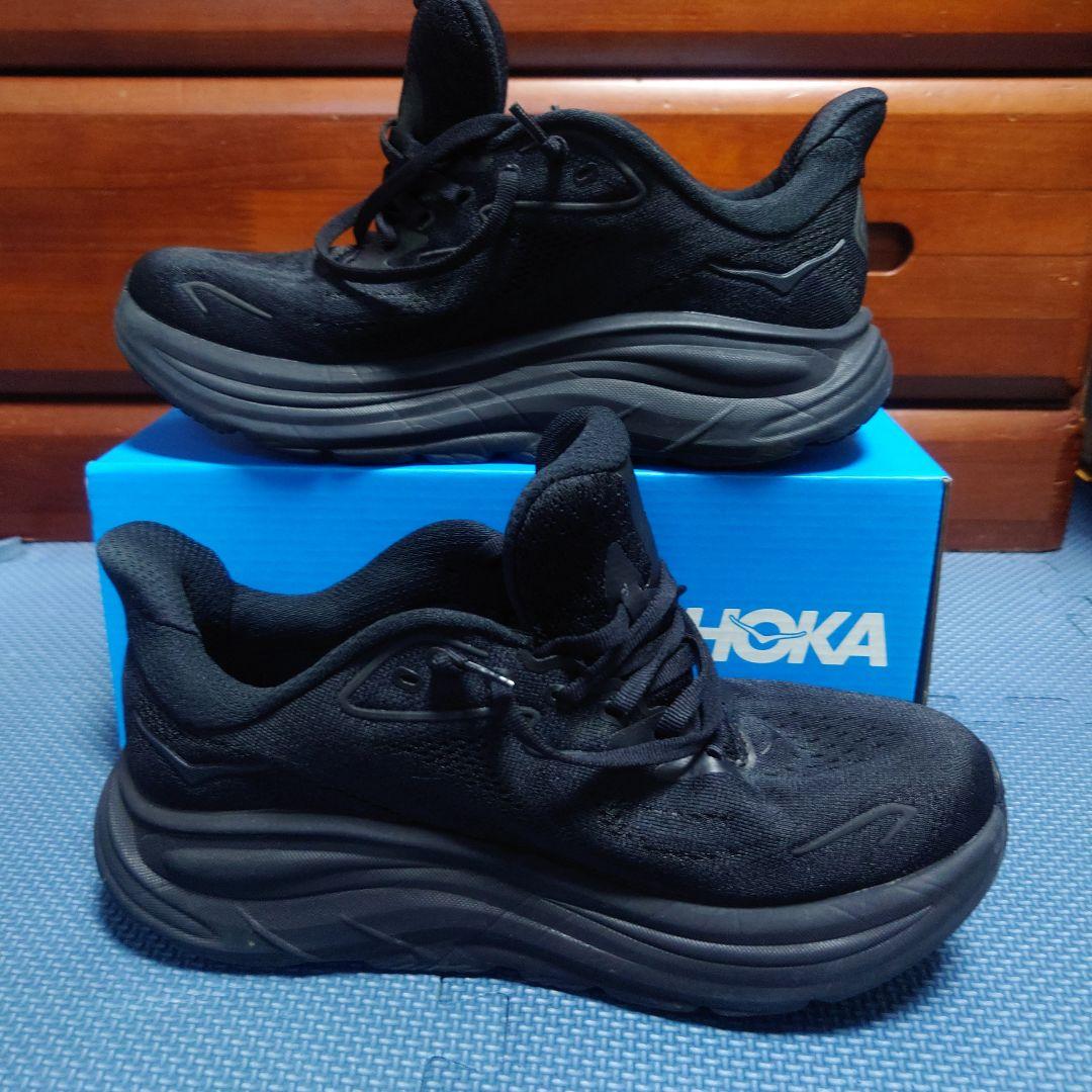 HOKA ONE ONE　クリフトン10