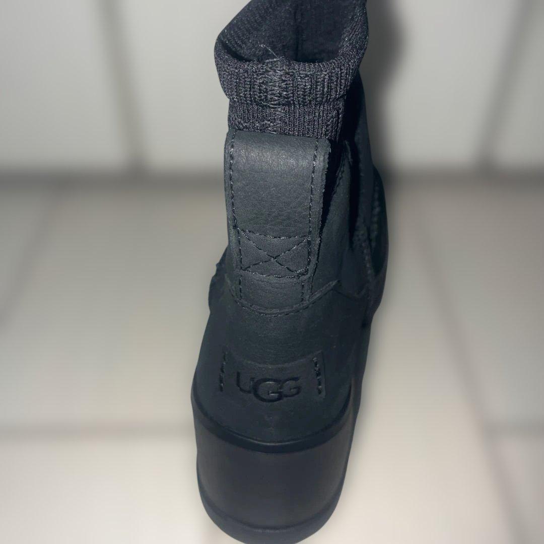 UGG Moxy Chelsra （モクシーチェルシー）24cm